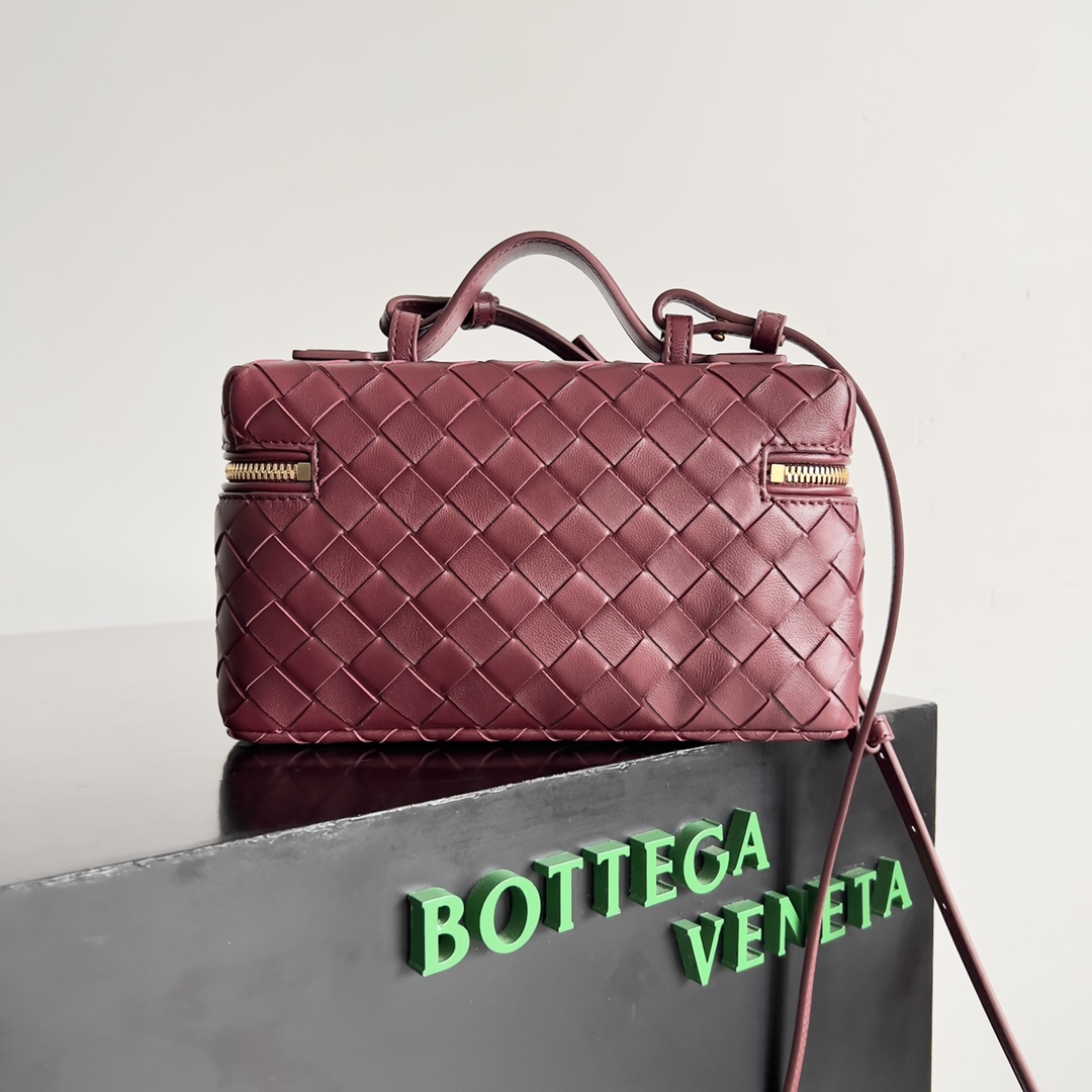 Bottega Veneta Cosmetic Bags